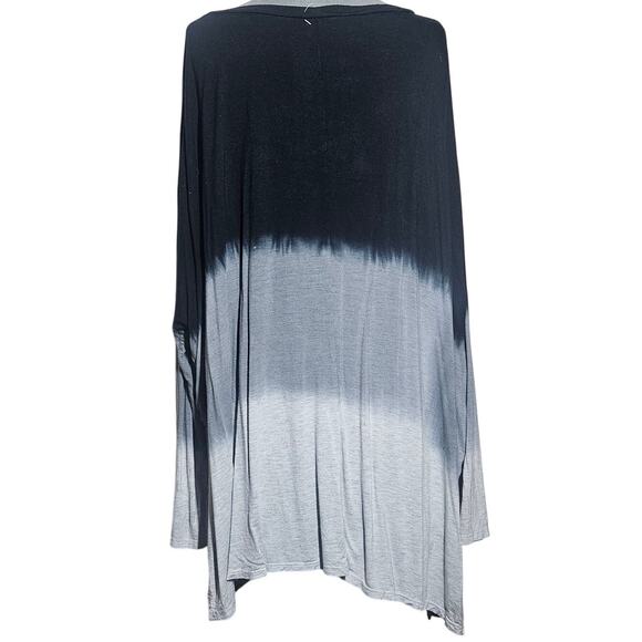 Oversized Long Sleeve Tee Size XL - Picture 2 of 4